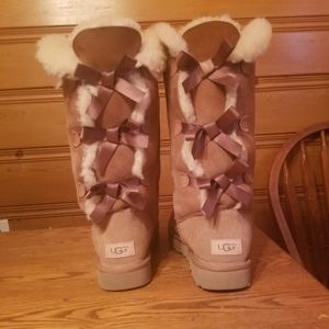 Bailey Bow UGGs